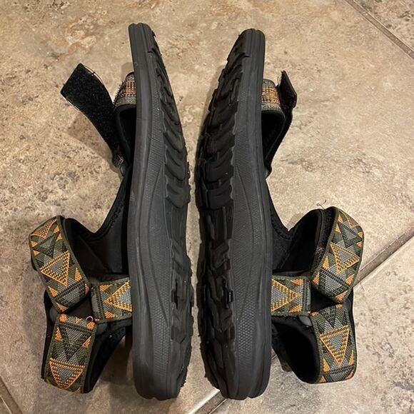 Madden Gray Sandals Unisex EU 41 US Mens 8 Womens 9.5 - Picture 11 of 12